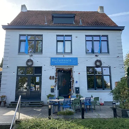 Bed and breakfast Bie Janssen 3*