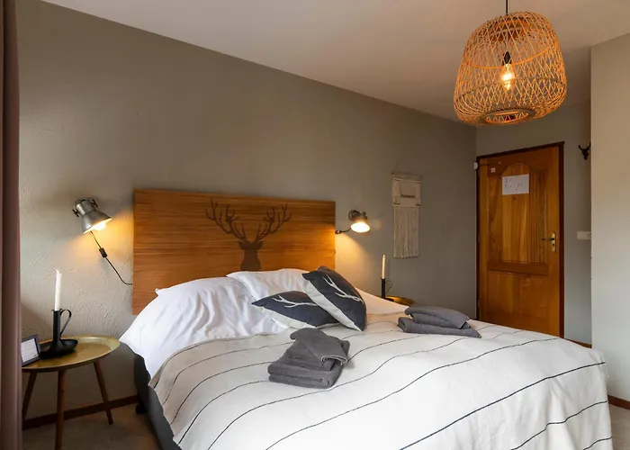 Bie Janssen فندق مبيت وإفطار